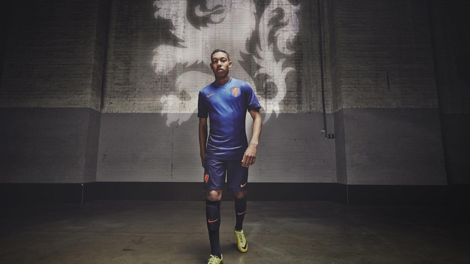 曼联外租霍伊伦引关注，AC米兰暂成最热门下家